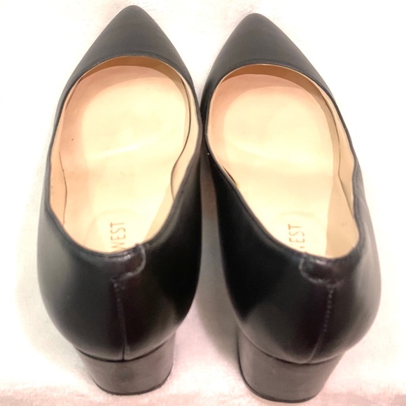 BLACK NINE WEST ISSA BLOCK HEEL MINIMALIST DRESSY COMFORT LEATHER PUMPS SZ 6M - Picture 8 of 14